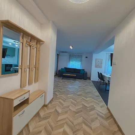 Draganovi 8b 아파트 *