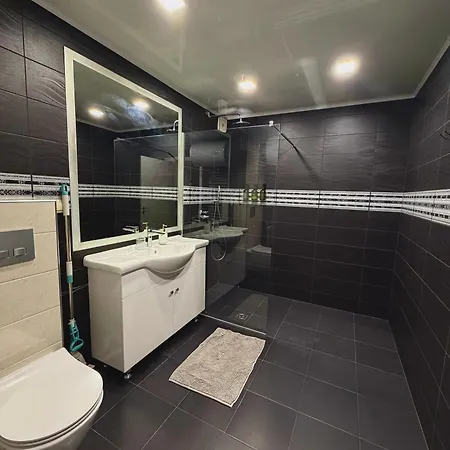 Draganovi 8b 아파트 *