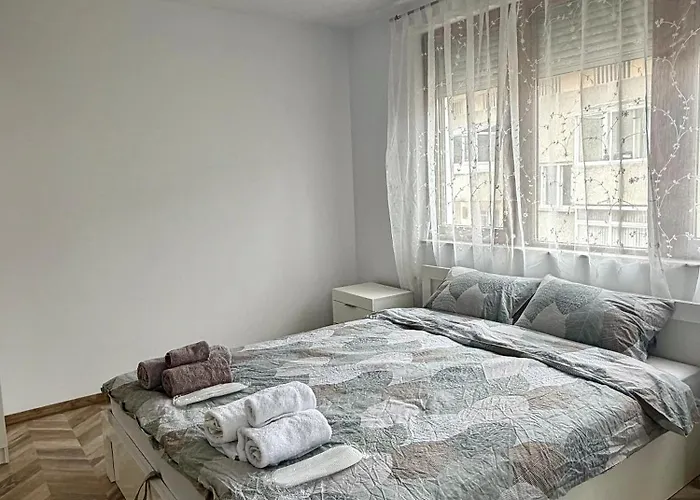 公寓 Draganovi 8b *