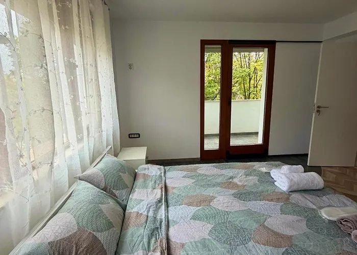 公寓 Draganovi 8b 卡赞勒克